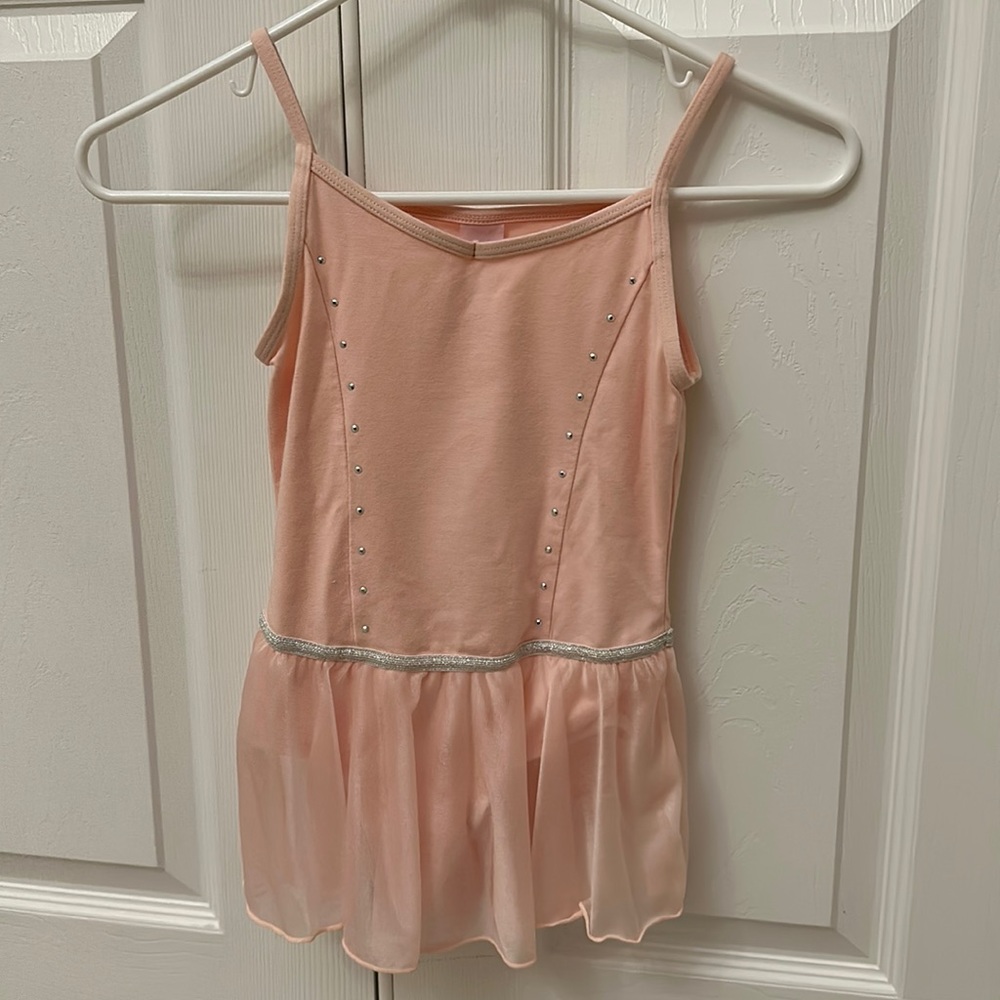 Girls Pink leotard Size 7/8 More than Magic brand, great condition